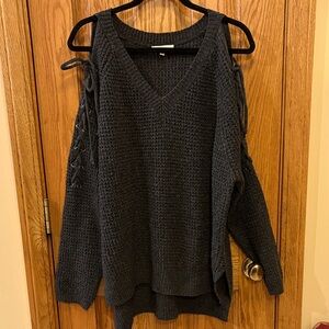 Elegant Charcoal V-Neck Cold-Shoulder Sweater